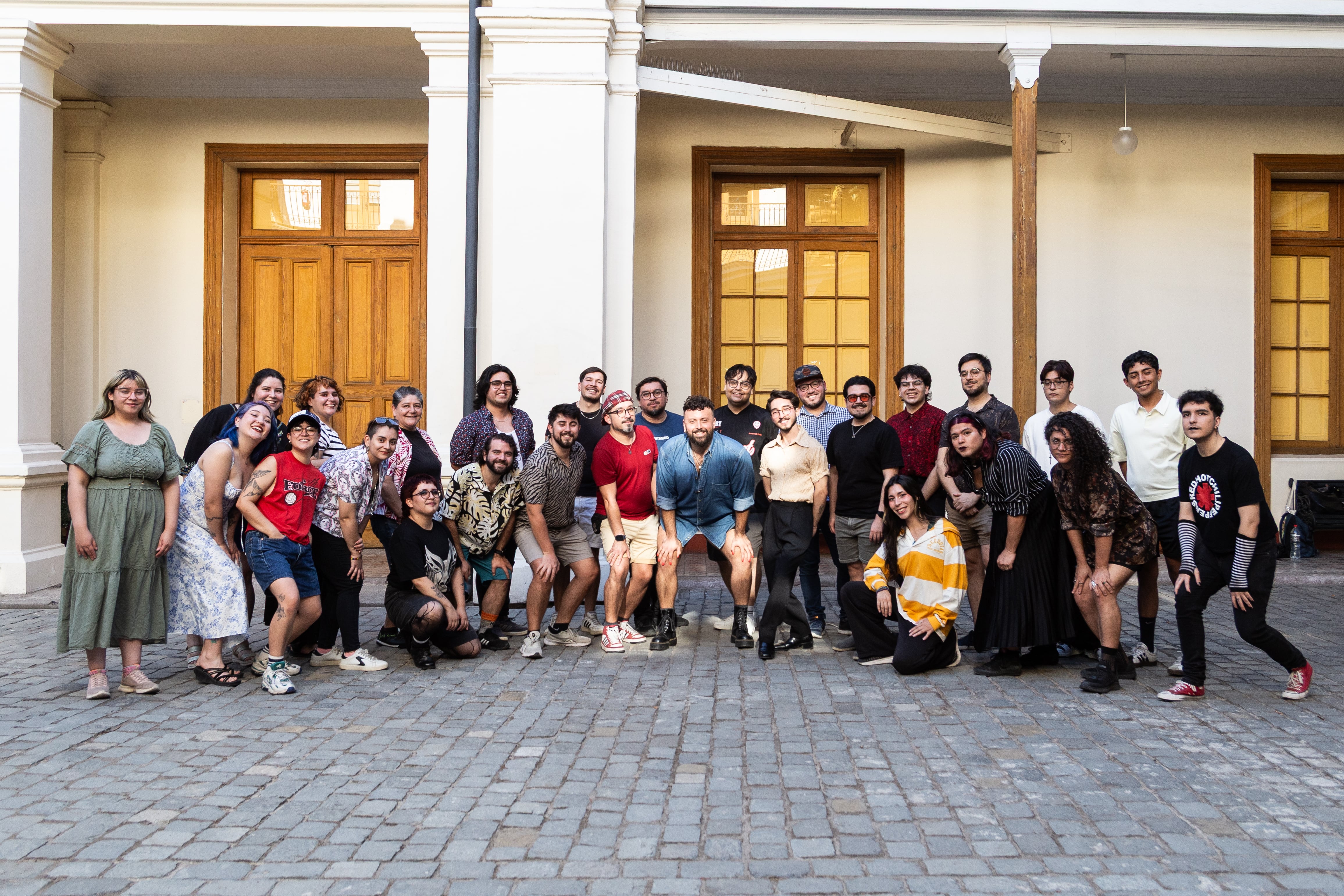 27-01-2025 Entrevista a Axel Holm y Benyamil Giacaman del Coro Queer Chile, en Centro Comunitario Santiago Compañía - Revista Paula- Fotografía: Gustavo Pineda