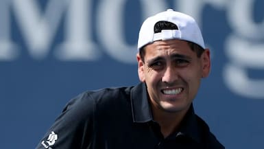 Alejandro Tabilo sucumbe ante Denis Shapovalov y se despide del ATP de Tokio
