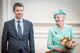 Cuáles fueron las razones por las que la reina Margarita de Dinamarca abdicó al trono