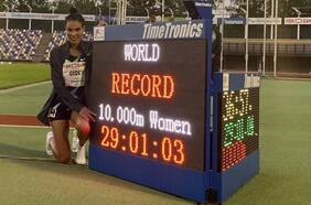 Solo dos días duró el récord mundial de 10 mil metros: Gidey pulveriza la marca