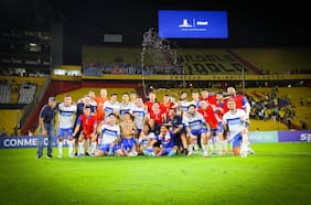 Los cruzados se frotan las manos: el millonario premio que se embolsó la UC tras vencer a Barcelona en Copa Libertadores