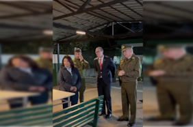 “El Presidente Kast me encargó devolverles la mano”: Arrau visita comisaría en La Pintana y ofrece disculpas por el trato a Carabineros