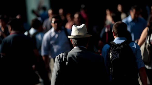 EE.UU., el país que más admiran los chilenos según la Encuesta Bicentenario