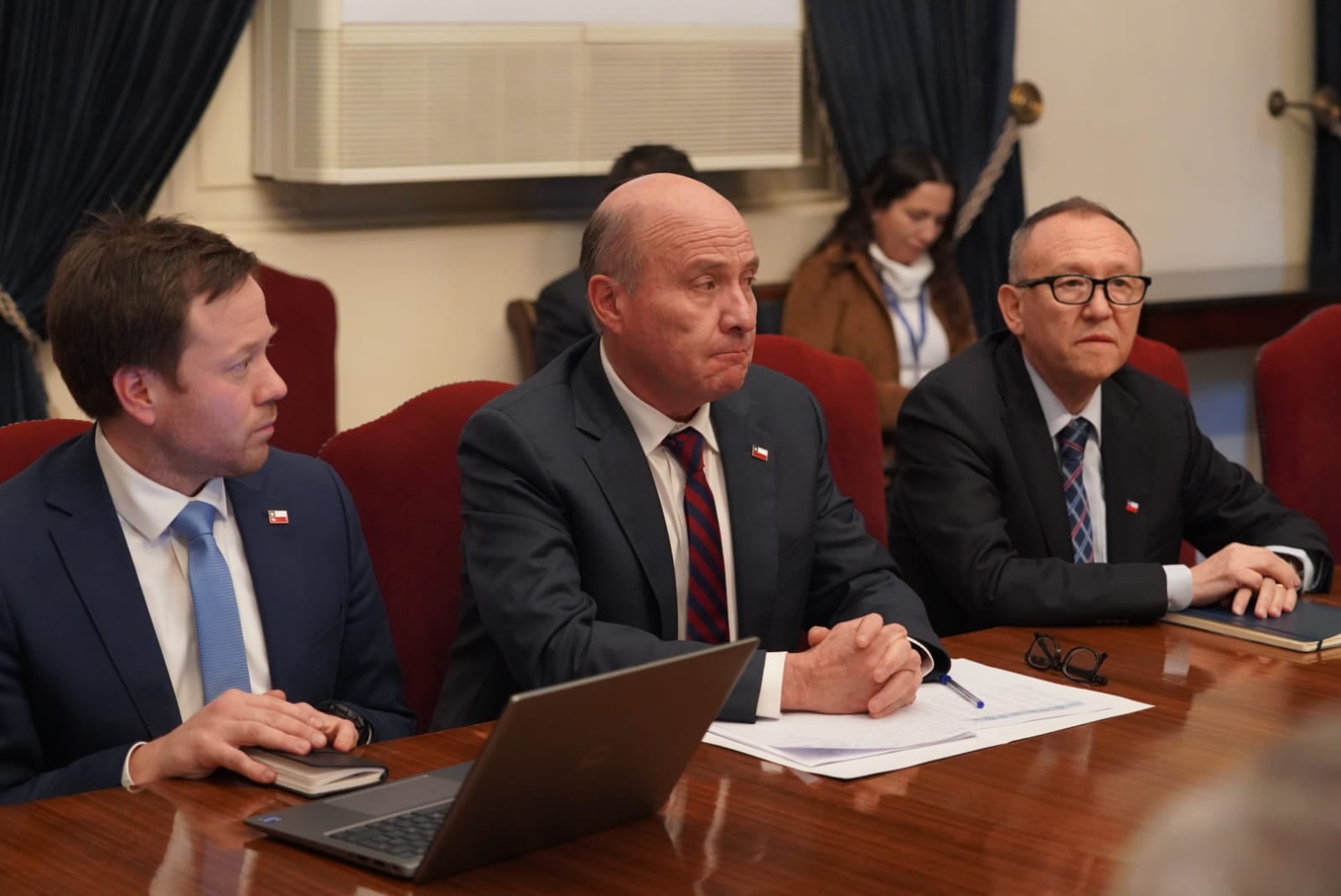 Compensación a municipios por contribuciones: Hacienda apuesta por nueva ley y reactivación de proyecto impulsado por Boric