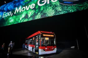 Yutong se instala como marca oficial en Chile y estrena la tecnología YEA