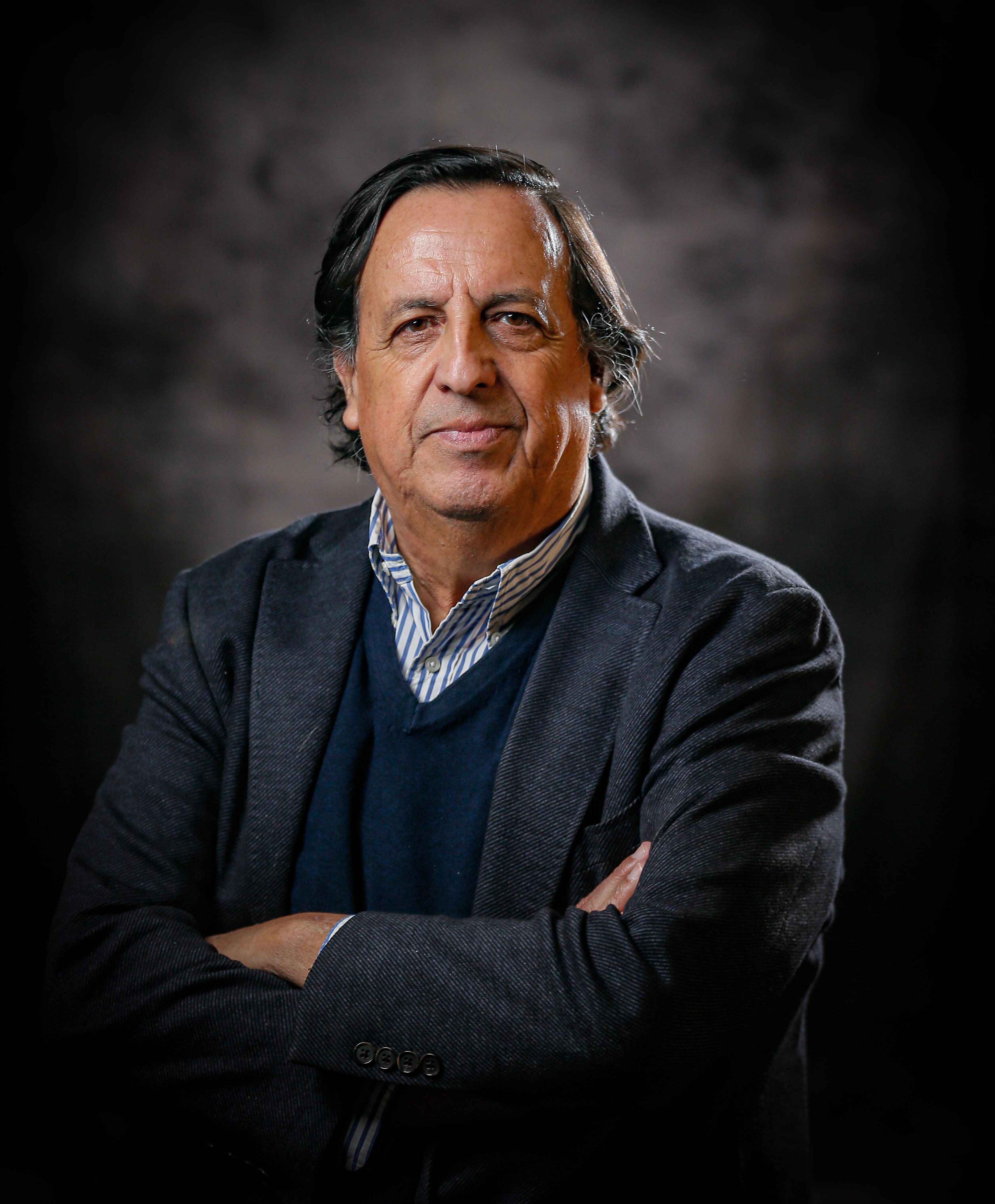 Víctor Pérez (UDI): "Si no fuera por Alvarado, la UDI sería aún menos relevante"