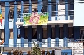 Grupo de comuneros mapuche depone toma de Municipalidad de Lebu