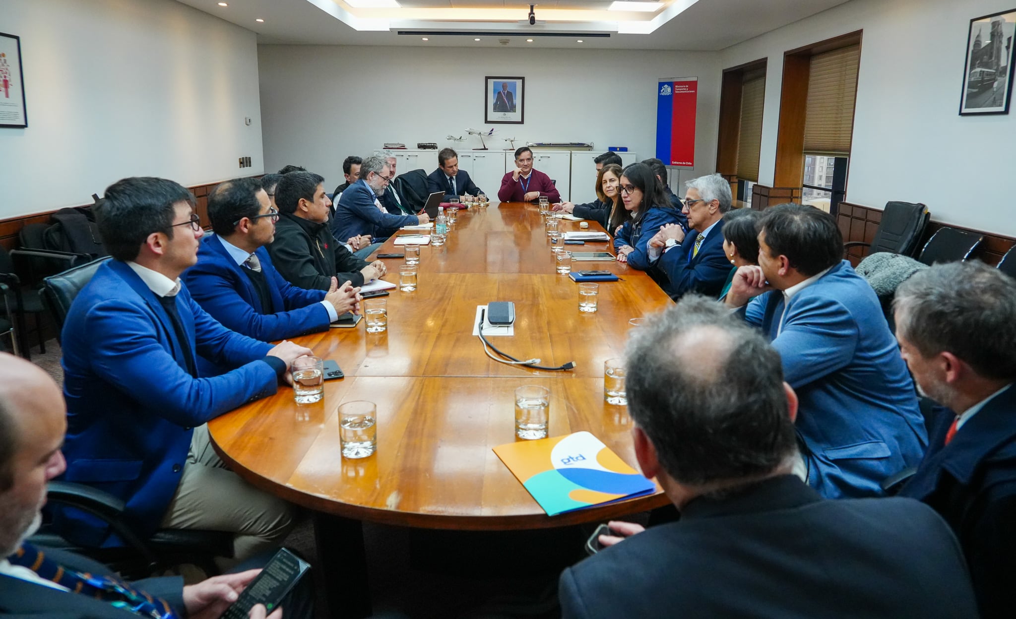 MTT presenta Plan Nacional de Conectividad en Emergencias para mitigar vulnerabilidades de redes móviles ante el sistema frontal