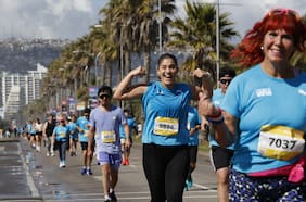 Hombres suplantando a mujeres y alterando los podios: el insólito escándalo que empaña el Maratón de Viña del Mar