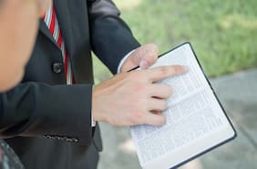 Justicia determina que se puede calificar como “secta destructiva” a los Testigos de Jehová