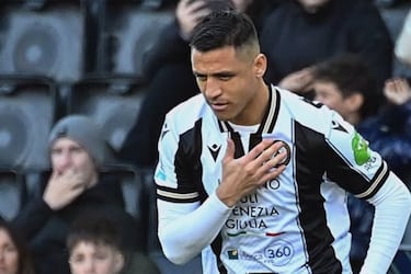 Alexis Sánchez volvió a jugar con el Udinese en diciembre de 2024.
