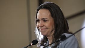 La oposición venezolana pide convocar elecciones ante “ausencia absoluta” de Maduro