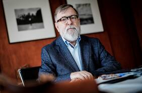 El día en que Gabriel Boric rechazó la renuncia de Jaime de Aguirre (y por qué el ministro tenía sus días contados)