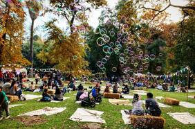 Con shows de drags, tango queer, música y vinos: así será la primera Vendimia Pride de Chile