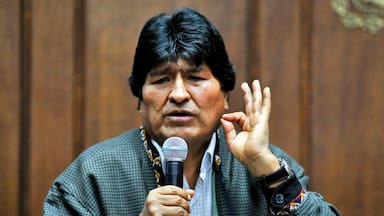Evo Morales reaviva reclamo marítimo contra Chile y acusa al gobierno boliviano de renunciar a la demanda