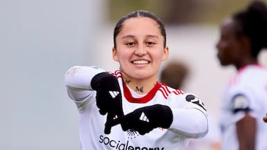 Una seleccionada chilena llega al fútbol italiano: Millaray Cortés deja Sevilla y ficha en la Fiorentina