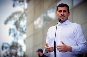 El duro dardo de Iker Casillas al presidente de la federación española por su polémico beso a Jenni Hermoso