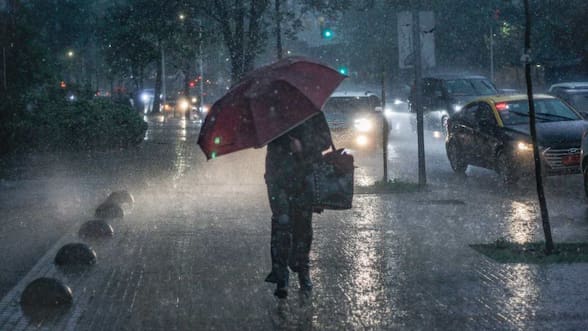 Hoy será el día más complejo del sistema frontal: a qué hora comienza y qué efectos podría dejar