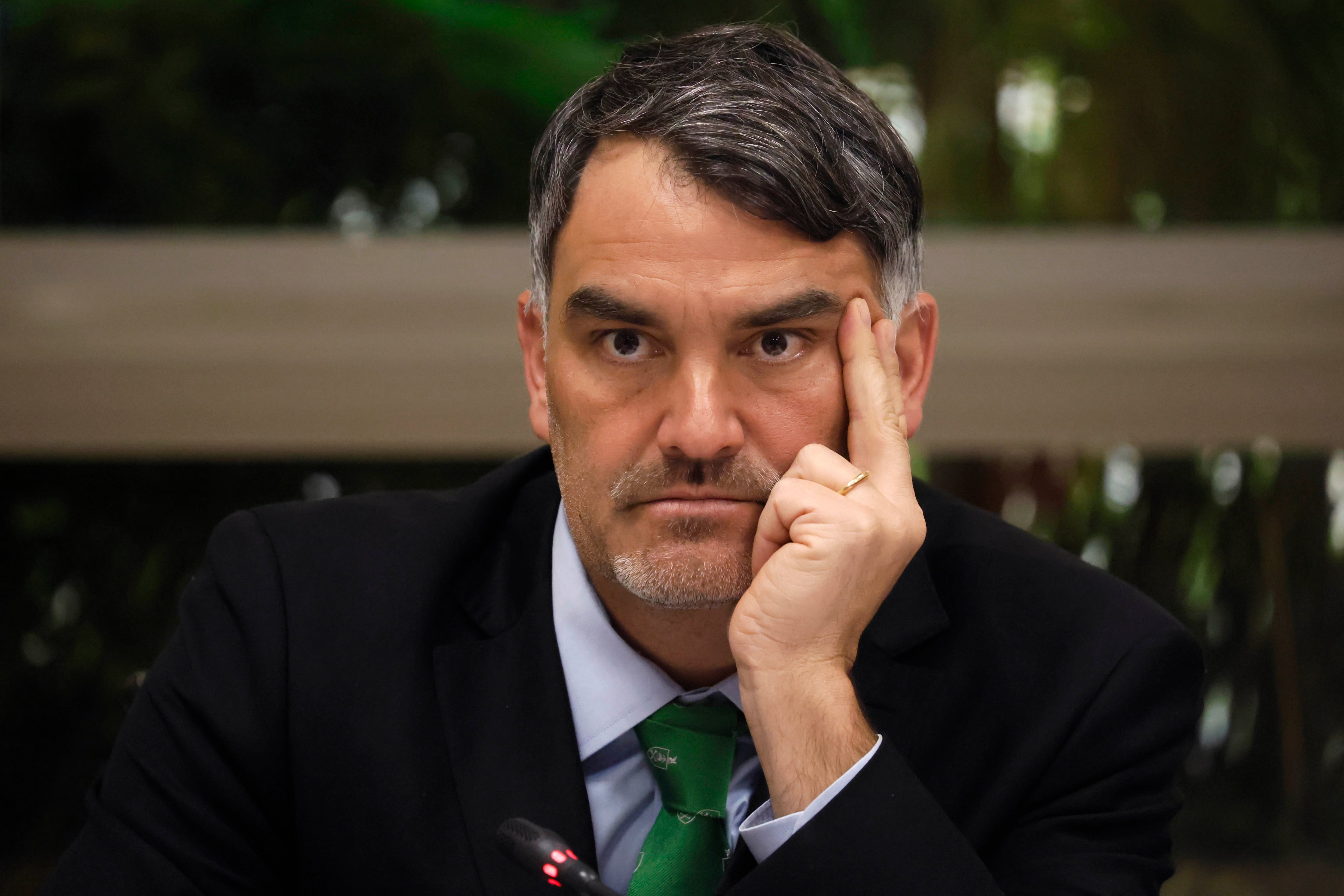 Macaya dice desconocer detalles del Presupuesto 2027 y abre la puerta a reponer “Yo elijo mi PC”