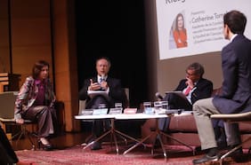 Las medidas que proponen las industrias de valores, seguros y bancos para desarrollar el mercado... y la respuesta de la CMF