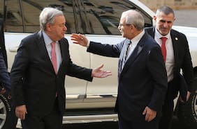 El primer ministro libanés advierte a Guterres del “riesgo de anexión” del sur de su país por parte de Israel