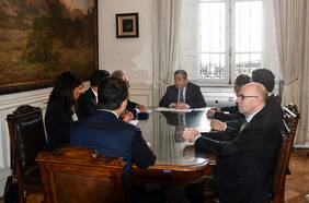 “Están especialmente interesados en el proceso”: Comisión de Venecia arriba a Chile para examinar propuesta de nueva Constitución