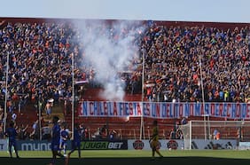 Problemas para la U: Sernac oficia a Azul Azul por reclamos de abonados excluidos de entrar al duelo ante Audax Italiano