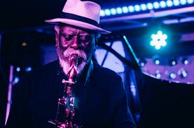 Muere Pharoah Sanders, leyenda del jazz