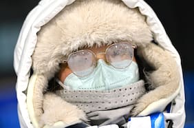 Contagiados tendrían muchas variantes ocultas en su cuerpo; Ómicron es más letal que la gripe y ni mascarillas, ni ventilación: esta es la mejor forma de frenar la pandemia; tres cosas que aprendimos del coronavirus esta semana
