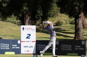 Golf: Christian Espinoza toma el liderato en la penúltima jornada del Abierto de Chile