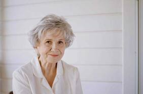 “He estado escribiendo historias personales toda mi vida”: el retorno al origen de Alice Munro