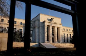 La Fed considera apropiado aumentar las tasas de interés pronto