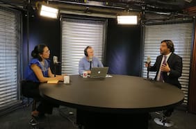 La Mesa del Poder: Urrutia (FA) y Leiva (PS) respaldan que Jara incorpore propuestas de Matthei y Parisi