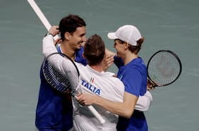 Italia deja en el camino a Serbia y se convierte en el segundo finalista de Copa Davis