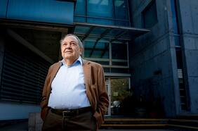 ¿Es Ricardo Maccioni un outsider chileno que podría ganar un Nobel?