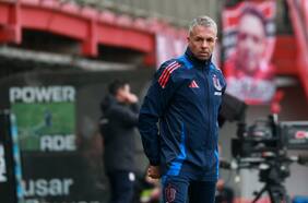 Gustavo Álvarez aborda el insólito error de Gonzalo Montes que marcó la igualdad de la U frente a Ñublense