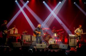 Wilco en La Cúpula, el delicado sonido del rock