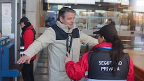 Caso Sartor: Los hermanos Larraín, Michael Clark y Sergio Yáñez ingresan a prisión preventiva en Santiago 1 y Capitan Yáber