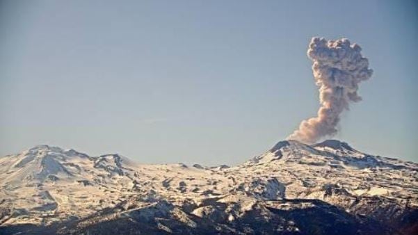 Nevados de Chillán mantiene alerta amarilla: registró un sismo asociado a dinámica interna de fluidos