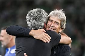 “Una época imborrable, sin precedentes”: España aplaude a Manuel Pellegrini tras clasificación del Betis a la Champions
