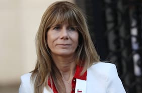 Ministra Ximena Rincón es insultada en la Universidad Santa María de Valparaíso
