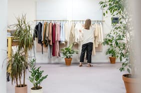 Las “microagresiones financieras” o cómo ciertas tarifas discriminan a las mujeres en Estados Unidos