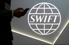 ¿Qué es SWIFT? El sistema que Ucrania pide cortar a Rusia para desconectarlo de la banca mundial