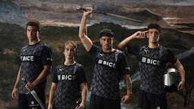 La UC presenta una nueva camiseta inspirada en las armaduras de los caballeros medievales