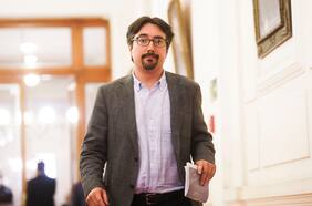 Senador Latorre (RD) sobre convenios de Democracia Viva: “El descriterio está por el vínculo de cercanía a través de la diputada Pérez”