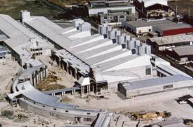 Otra empresa se va de Chile: Australiana Amcor, ex Alusa, vende sus instalaciones en US$20 millones a local Vanni