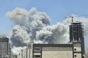 Israel vuelve a atacar Irán y bombardea un centro de mando de la Guardia Revolucionaria