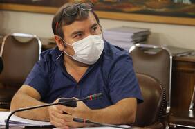 Diálogos constitucionales: PC convoca a pleno “de emergencia” de su comité central para definir si apoyarán que un órgano mixto redacte la Constitución