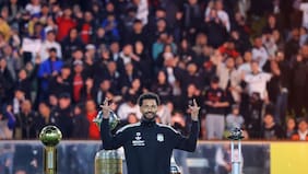 “Tiene 40 años, pero es ágil”: cómo Vozinha alista su debut en Colo Colo