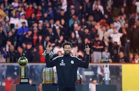 “Tiene 40 años, pero es ágil”: cómo Vozinha alista su debut en Colo Colo
